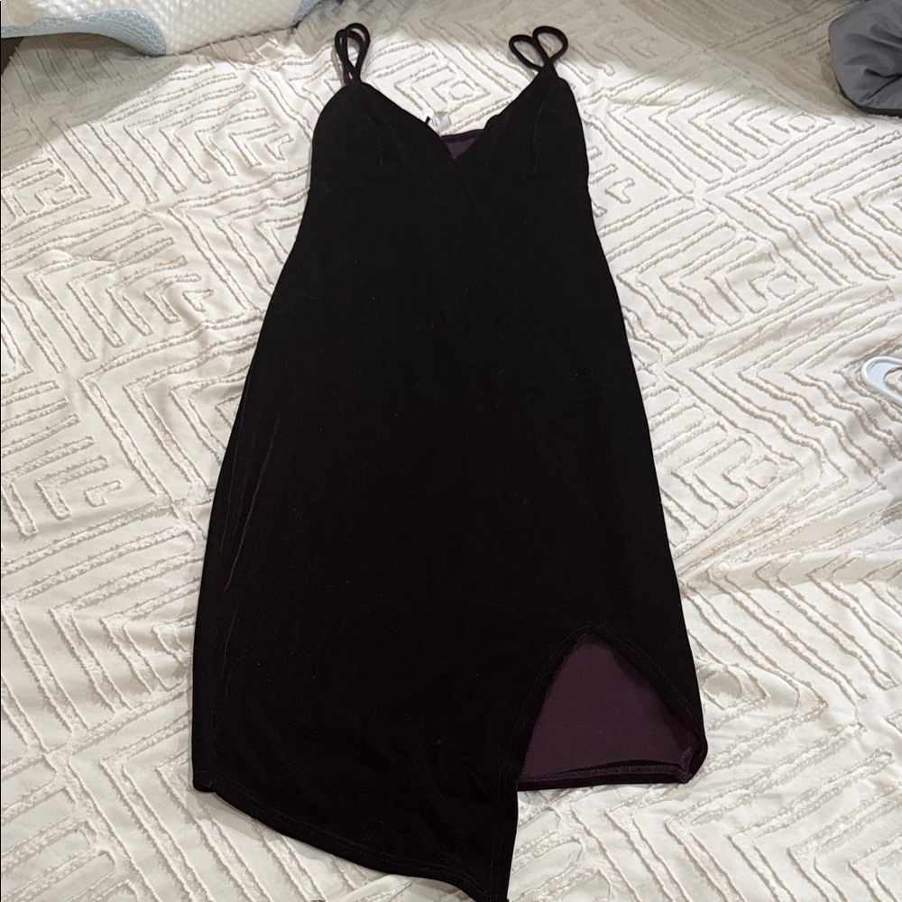 Elegant Black Sleeveless Dress